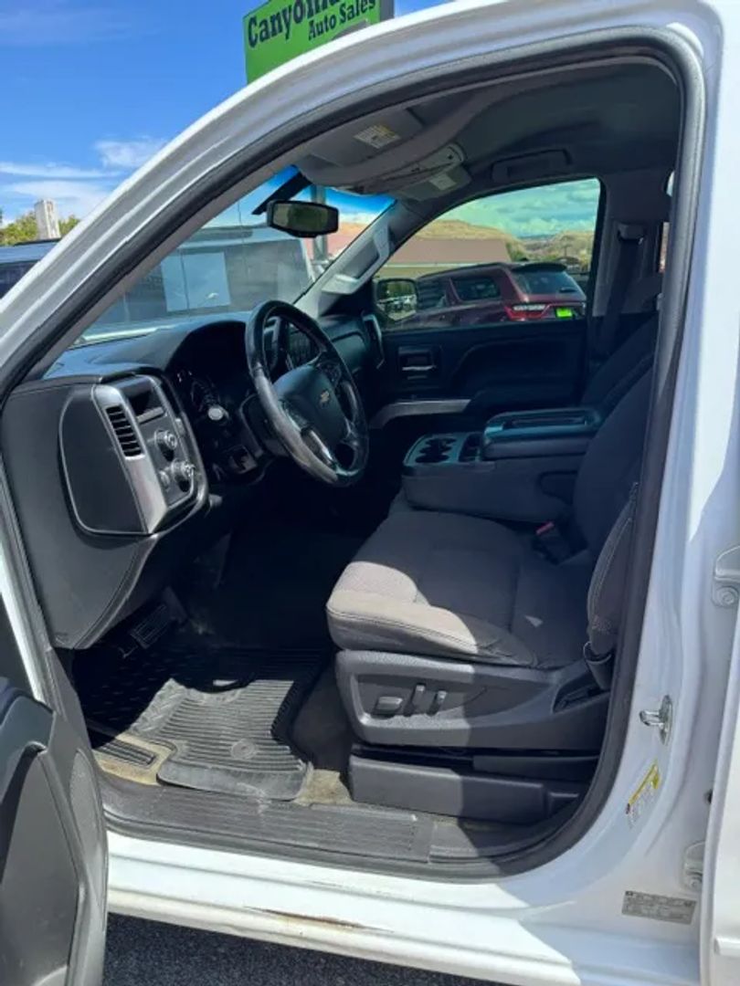 chevrolet silverado 1500 2017 3GCUKREC1HG425687 image chevrolet silverado 1500 2017 3GCUKREC1HG425687 image